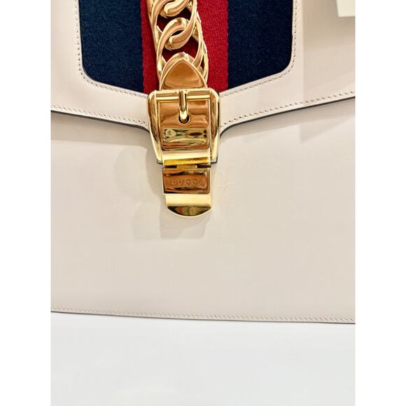 Gucci Large Sylvie 1969 Leather Handbag with Removable Strap White - Picture 13 of 15